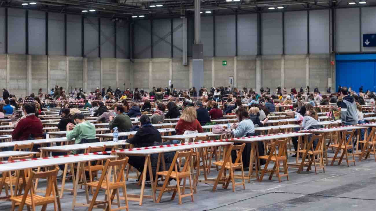 Oposiciones con nuevas plazas fijas a las que apuntarse con la ESO en junio de 2022