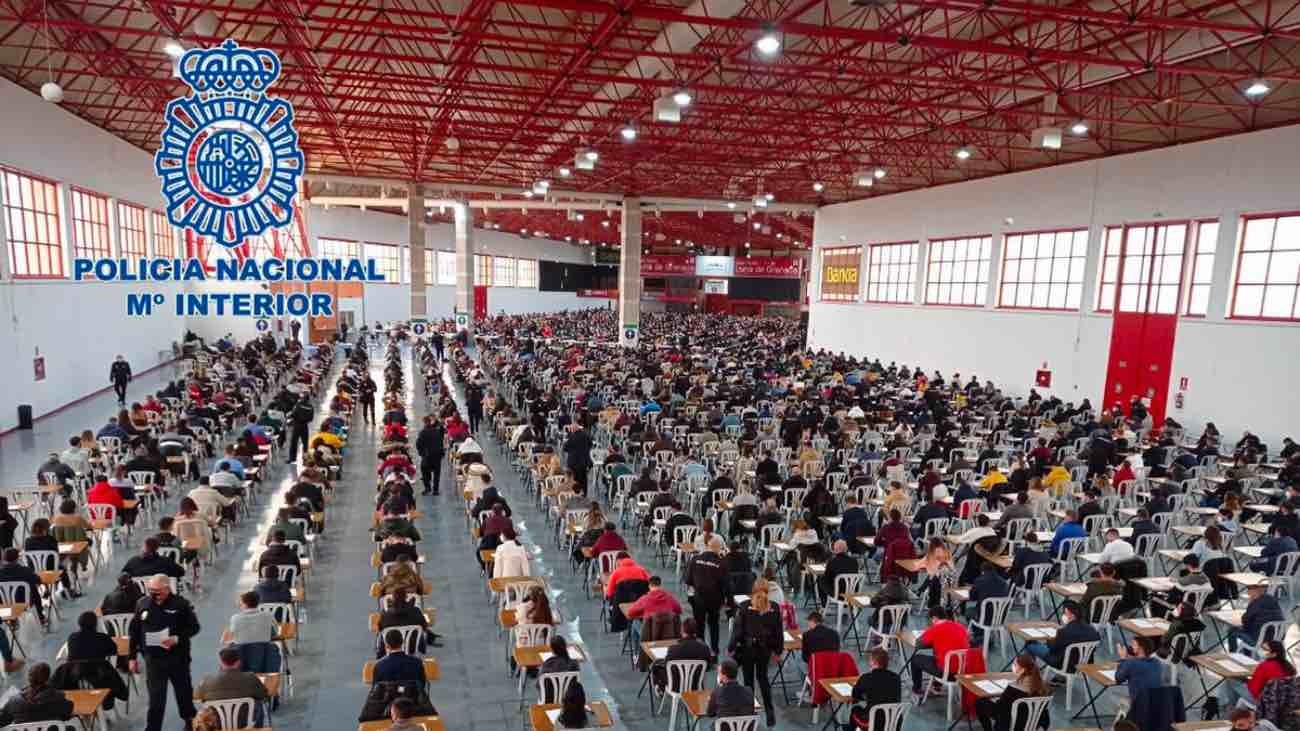 La Policía Nacional convoca oposiciones con 2.906 plazas para el acceso al cuerpo