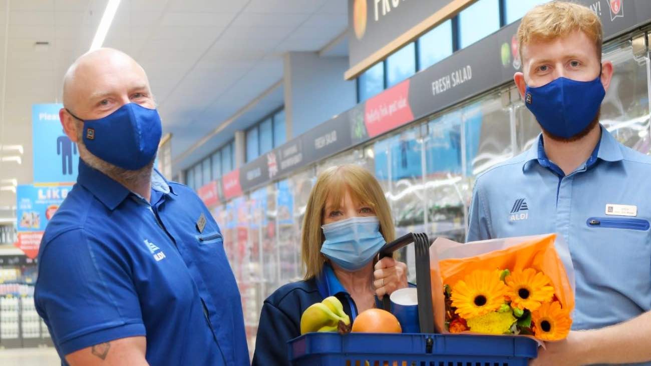 Aldi oferta 89 ofertas de trabajo con contrato indefinido este mes