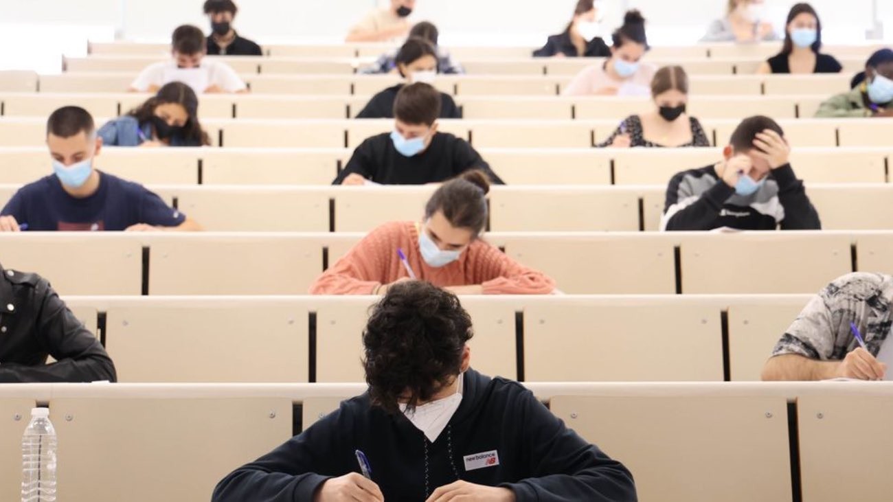 ¿Qué pasa si te pillan copiando en el examen de Selectividad o EBAU?