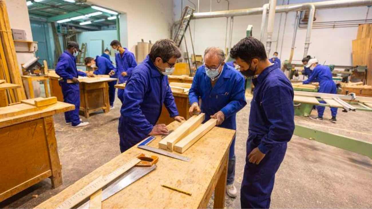 El Estatuto del Becario: Trabajo se plantea excluir las prácticas extracurriculares