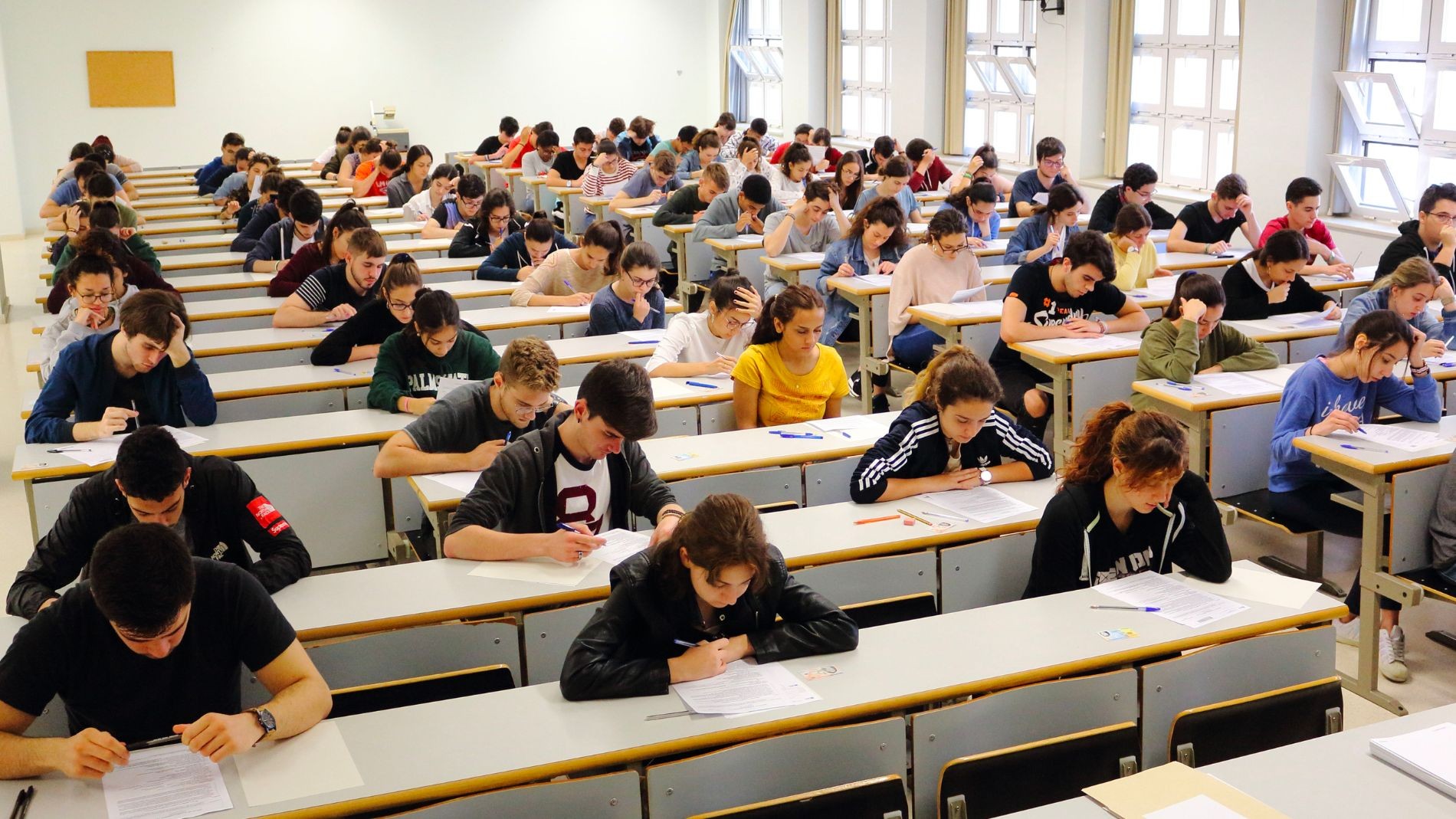 Exámenes de Selectividad en Andalucía: fechas y horarios