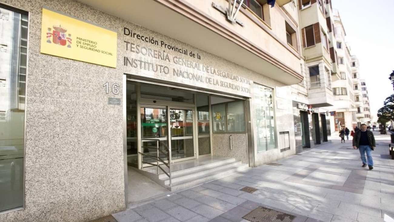 La Seguridad Social explica cómo solicitar la Tarjeta Sanitaria Europea