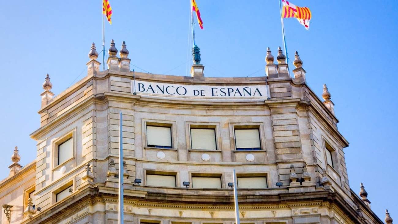 El Banco de España avisa: créditos e hipotecas comprometen a millones de familias