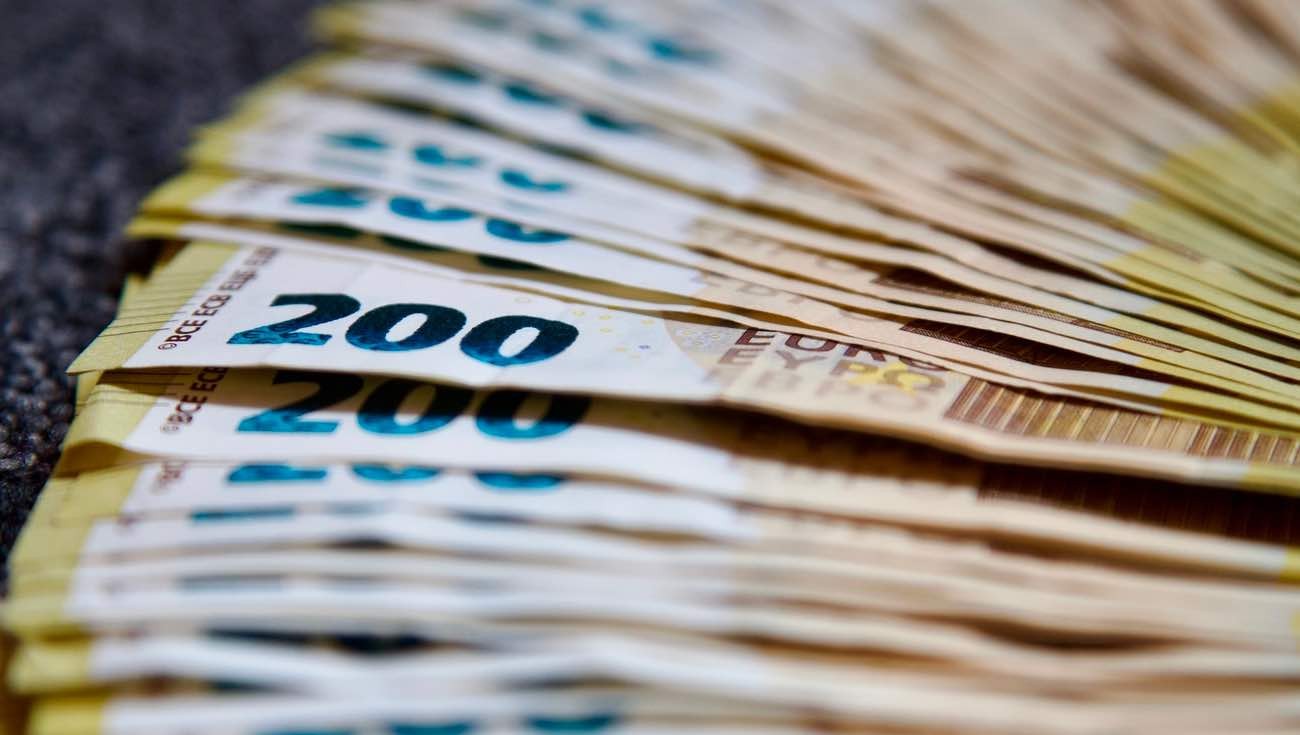 Hacienda comienza a ingresar las Ayudas de 200 euros del Gobierno