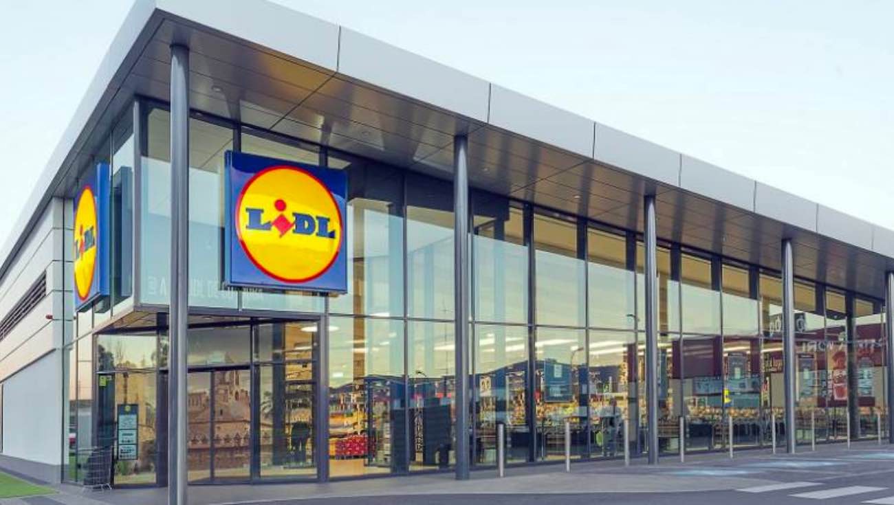 Lidl sube el sueldo de sus trabajadores en un 16,5%