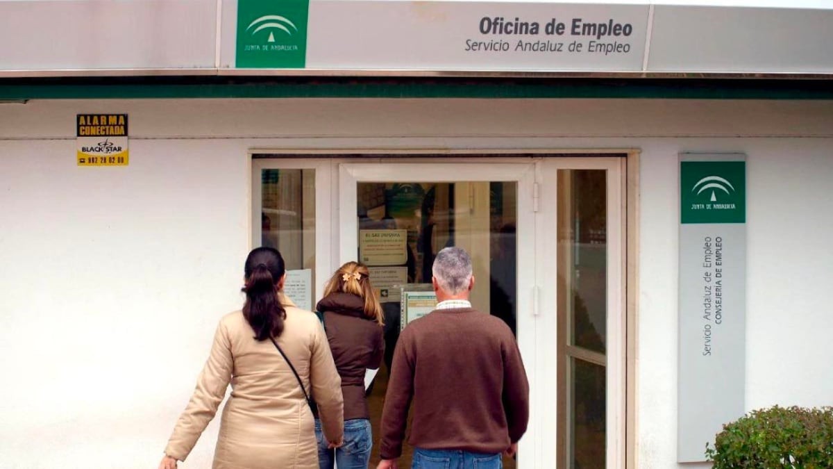 El SAE publica 3.287 ofertas para desempleados y mayores de 45 años