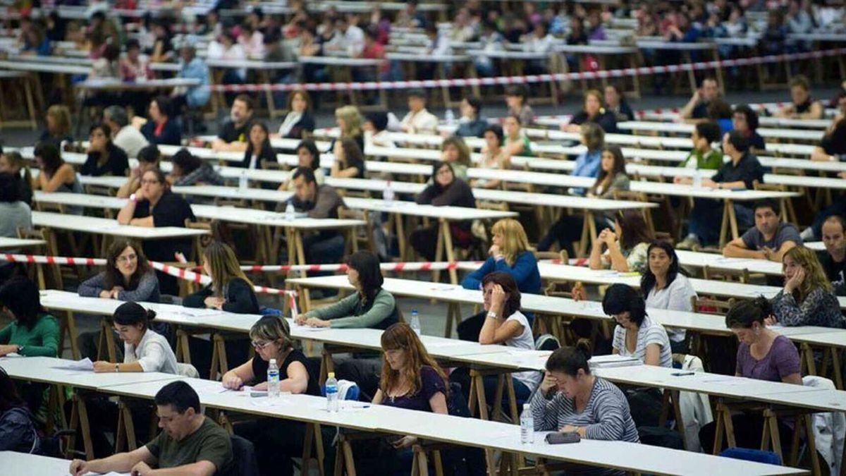 Oposiciones: El BOE publica 2.856 plazas de empleo público para el mes de julio de 2022