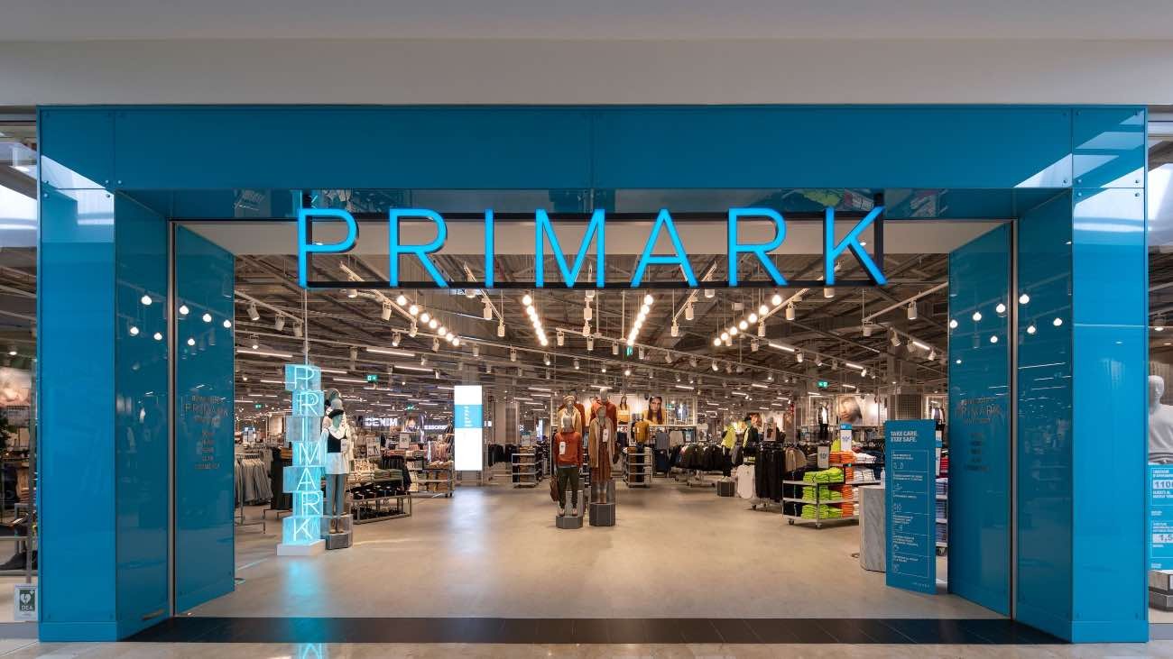 El look más favorecedor de Primark que todas quieren lucir en Ibiza