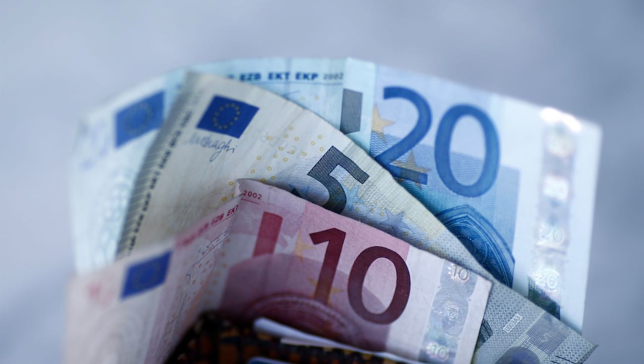 Los trabajadores siguen perdiendo poder adquisitivo y su salario crece cuatro veces menos que la inflación