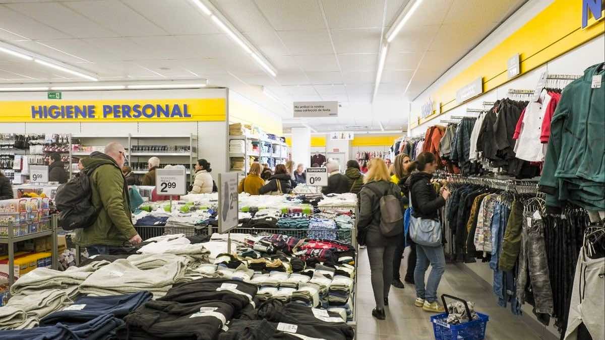 Llega la tienda de ropa más barata de España: ahorra con el Primark holandés