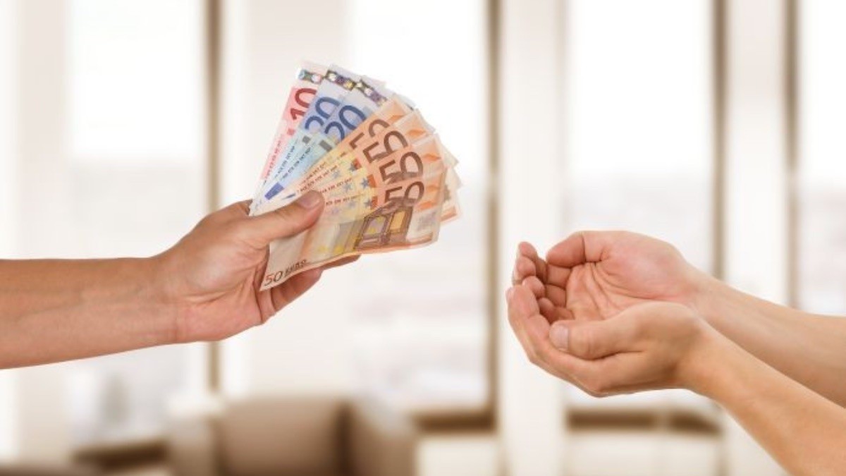 El Gobierno aprueba una ayuda extraordinaria de 400 euros para familias en pobreza