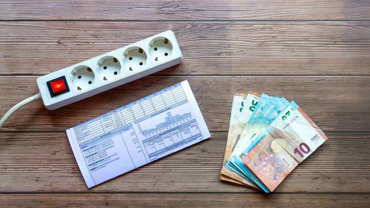 Precio de la luz ayer 11 de agosto: estas son las horas más baratas y más caras