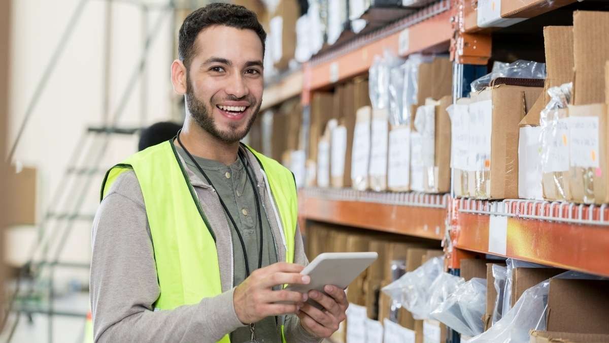El SEPE oferta 7.211 puestos con contrato indefinido y sueldos de hasta 2.000 euros