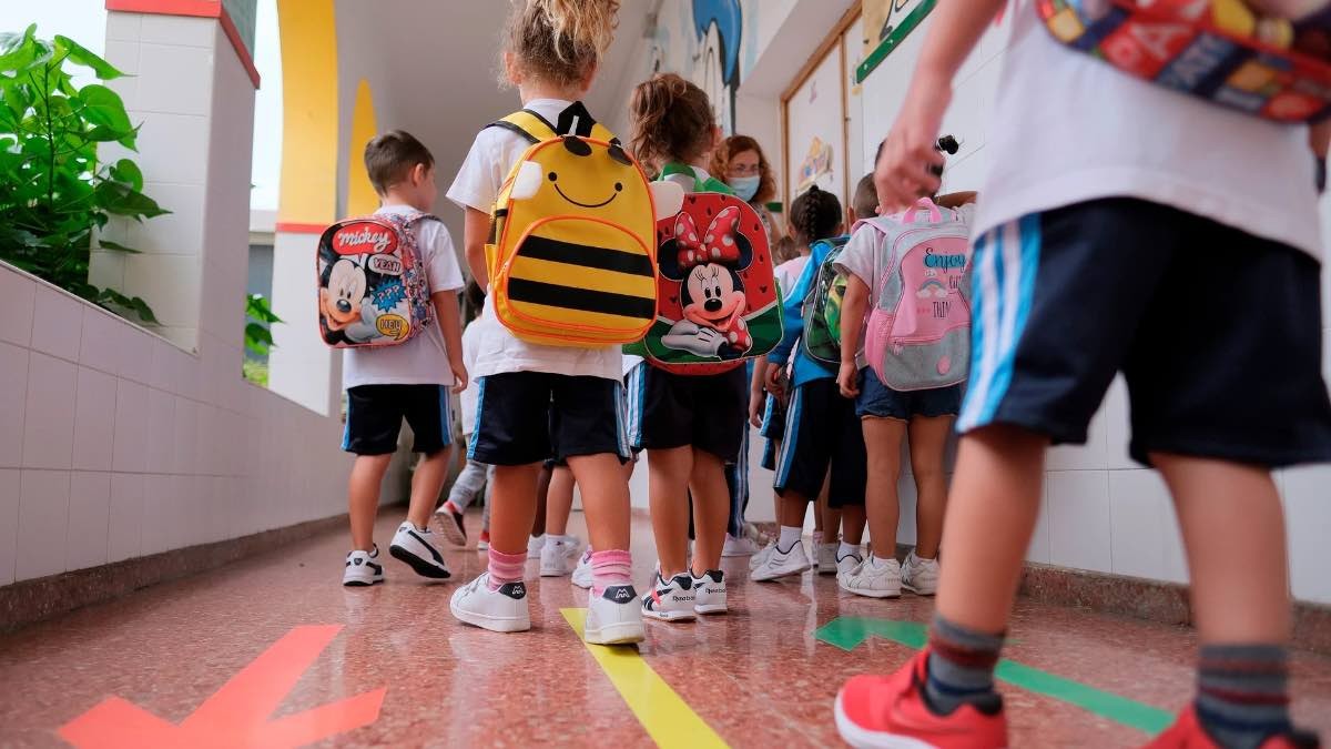 Cuándo es la vuelta al cole 2022: fechas por comunidades