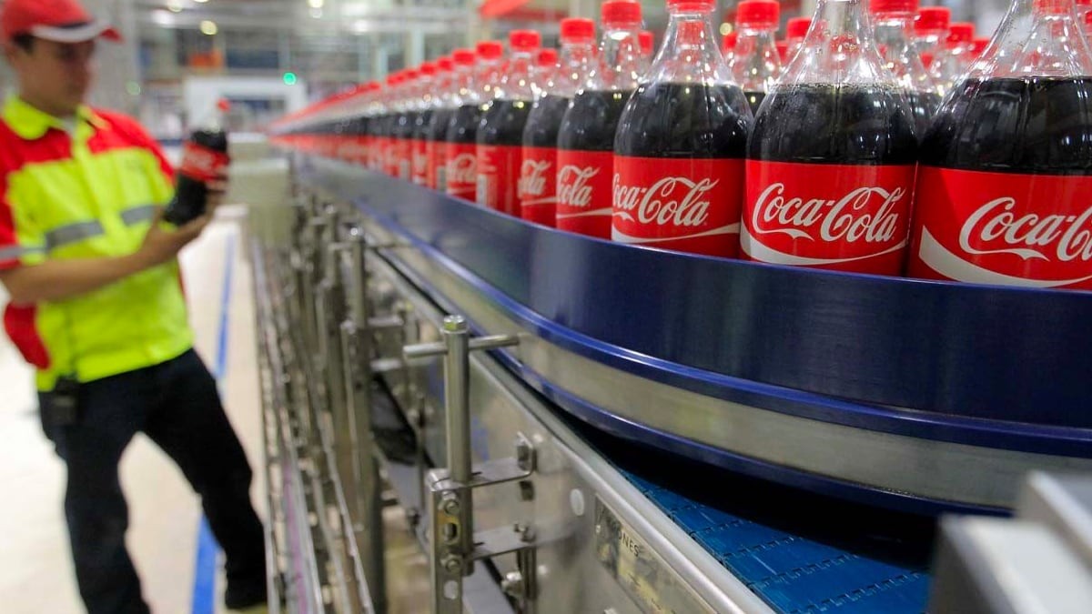 Coca cola busca personal en Sevilla y lanza una oferta de empleo para abril de 2020