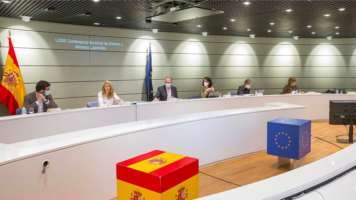 El gobierno de España dará 2.111 millones de euros para ERTE, cursos SEPE y empleo joven