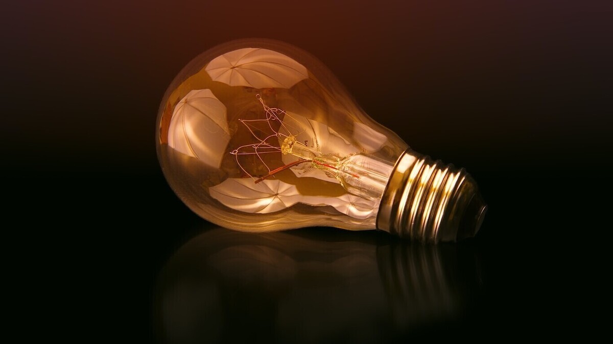 Precio de la luz para este domingo 23 de octubre de 2022: las horas más baratas y caras de la tarifa