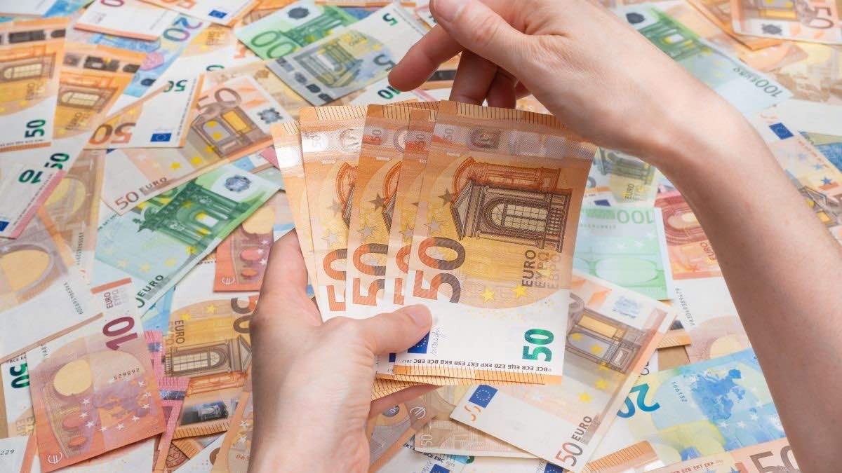 El subsidio de 480 euros que podrán cobrar los desempleados durante 33 meses en 2023