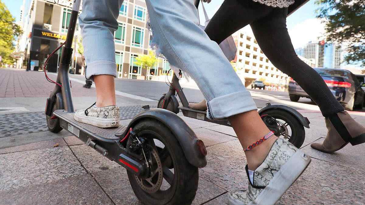 Los patinetes eléctricos con más descuentos para el Black Friday