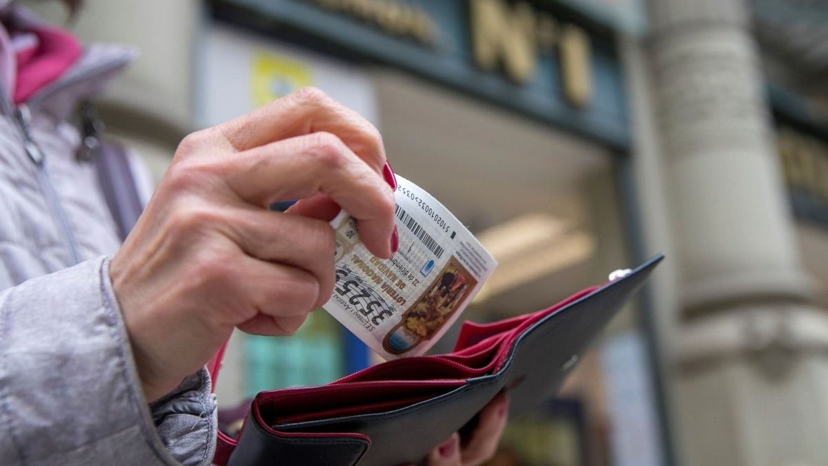 Los décimos de la Lotería de Navidad podrían subir de precio