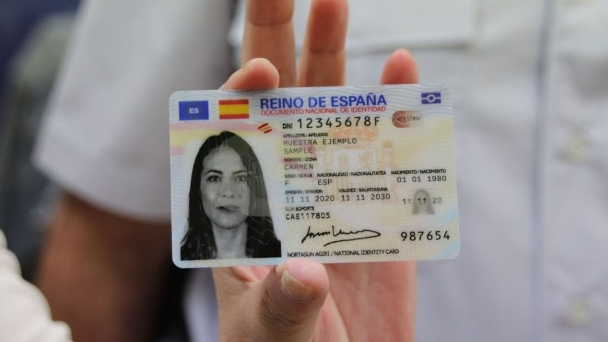Cuánto cuesta renovar el DNI en 2024
