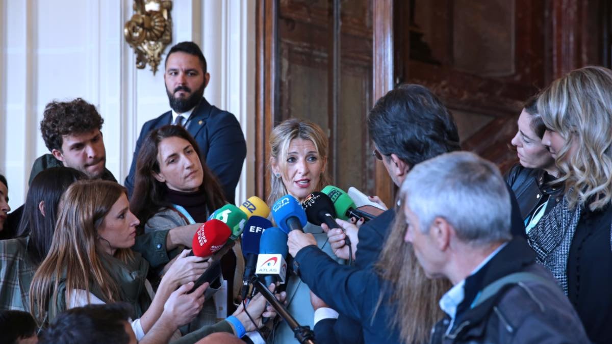 Yolanda Díaz afirma que la subida del SMI en 2023 incluirá la inflación