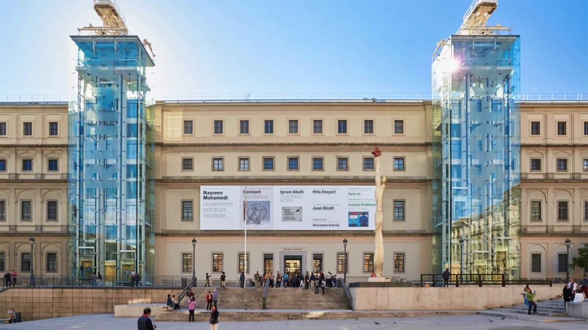 El Gobierno convoca oposiciones con 139 plazas para vigilantes en el Museo Reina Sofía