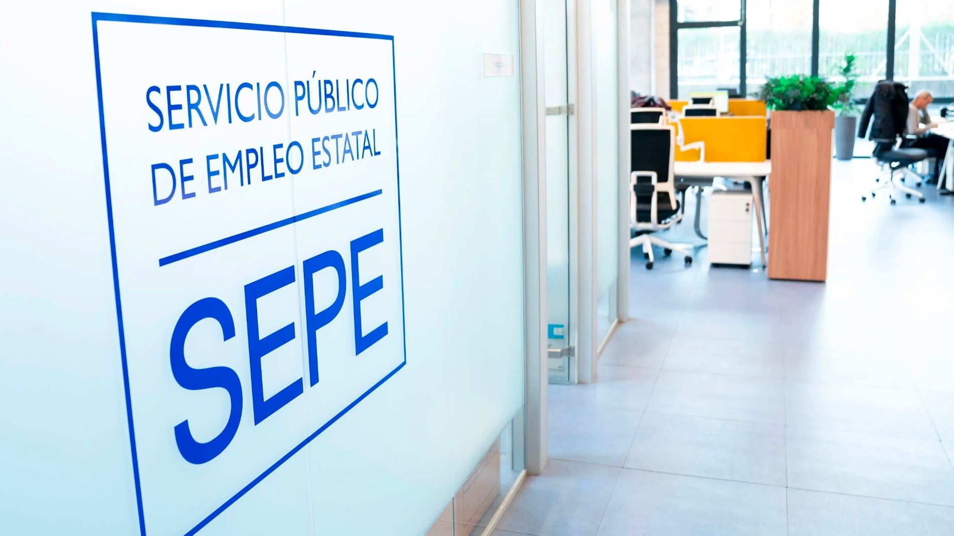 El SEPE explica qué ocurrirá con el paro a partir de 2023: cambian las cuantías