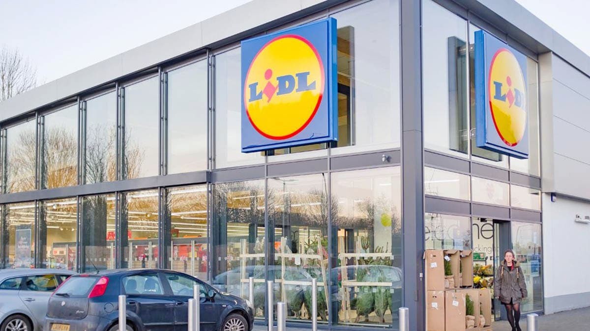 Lidl saca el aparato para trabajar los abdominales y decir adiós a la “barriga cervecera”