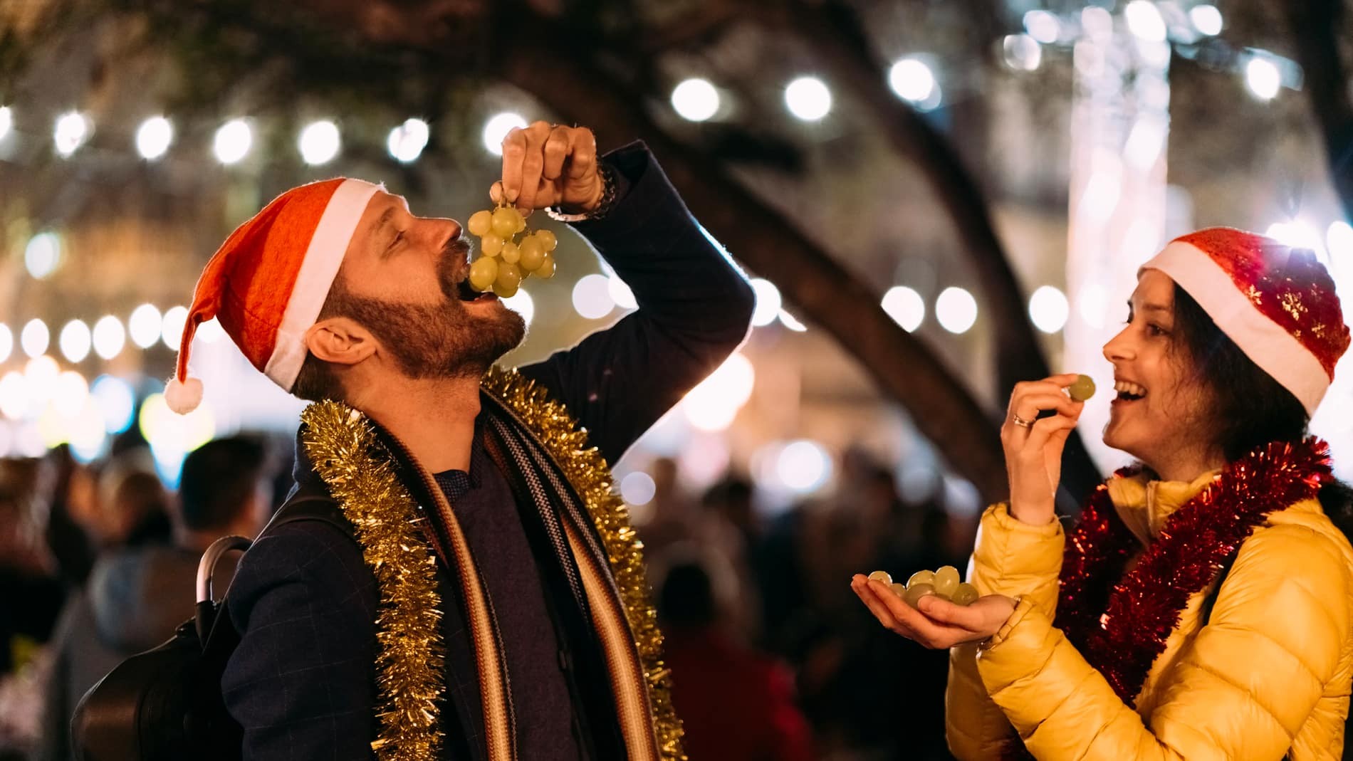 ¿Por qué se tomamos 12 uvas en Nochevieja? Este es el origen de la tradición de Nochevieja