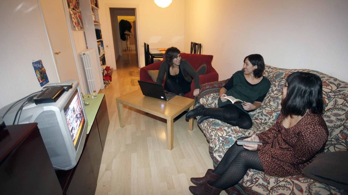 La Junta de Andalucía avalará el 15% de la hipoteca a menores de 35 años