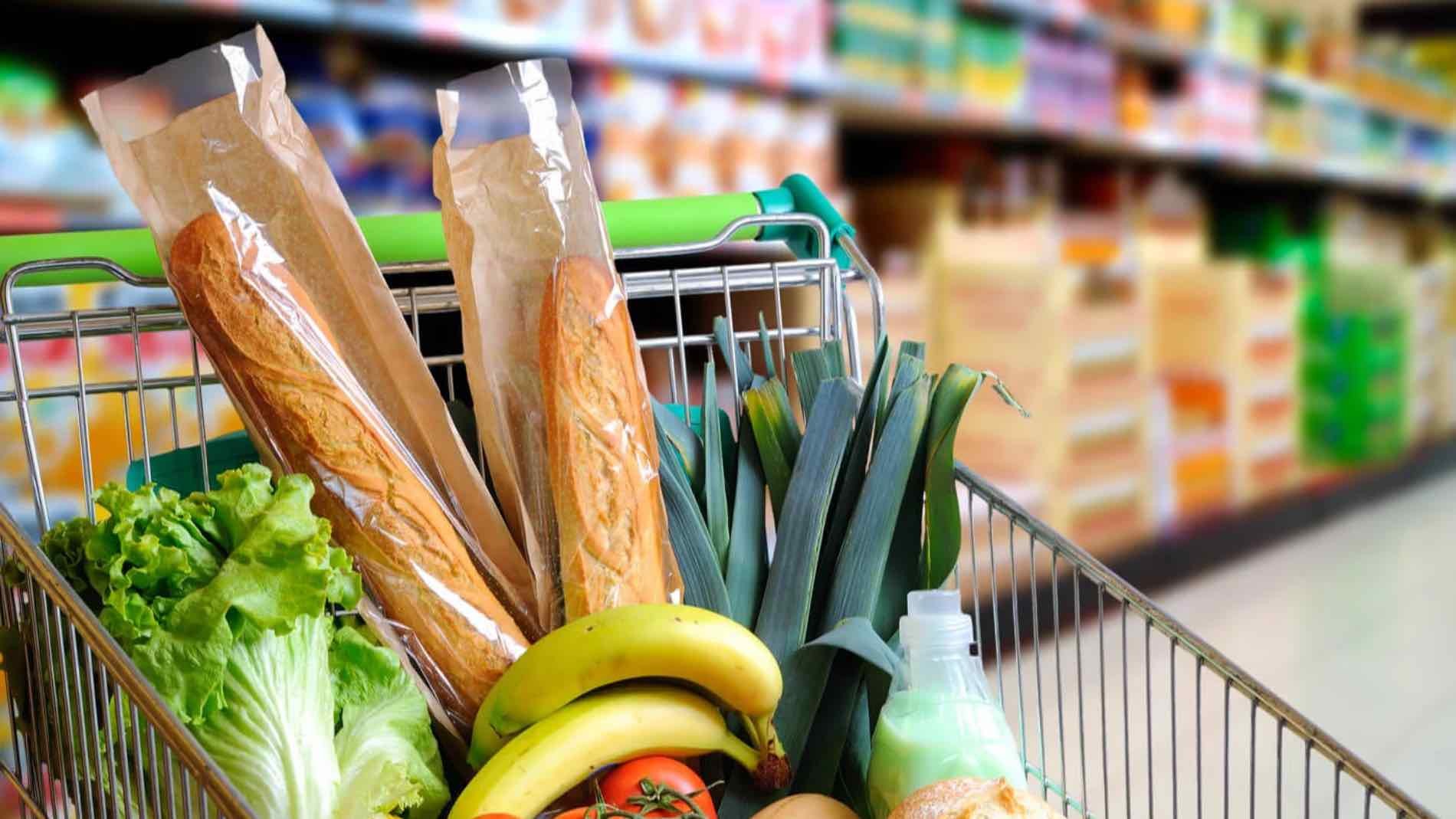 Llenar la cesta de la compra es un 15,7% más caro que en el año anterior: los alimentos que más han subido en 2022