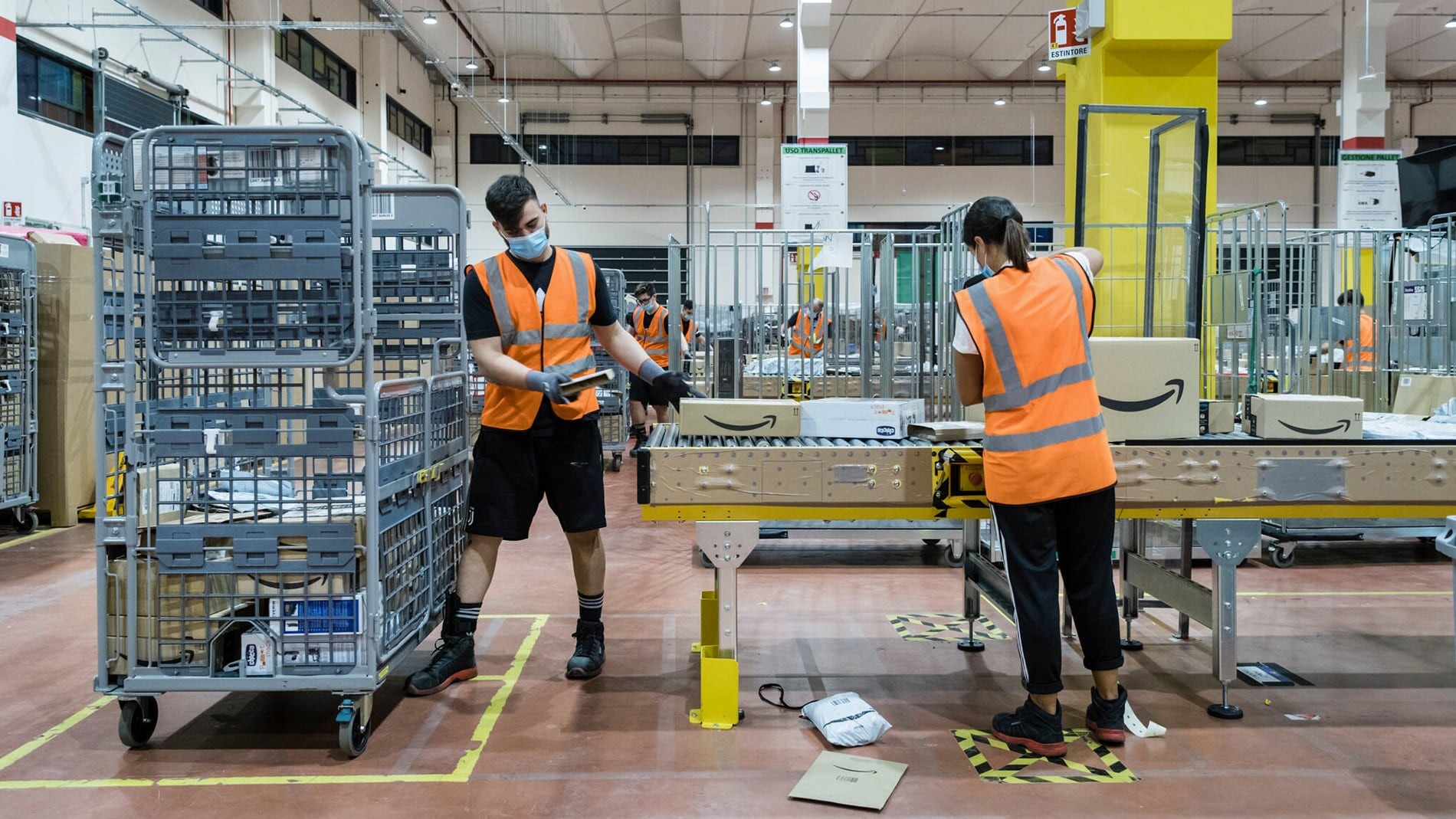 Amazon creará 3.000 empleos para la campaña de navidad 2017
