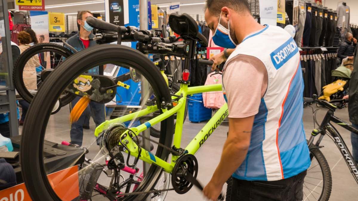 Decathlon busca personal: 1.065 vacantes para sus tiendas en toda España