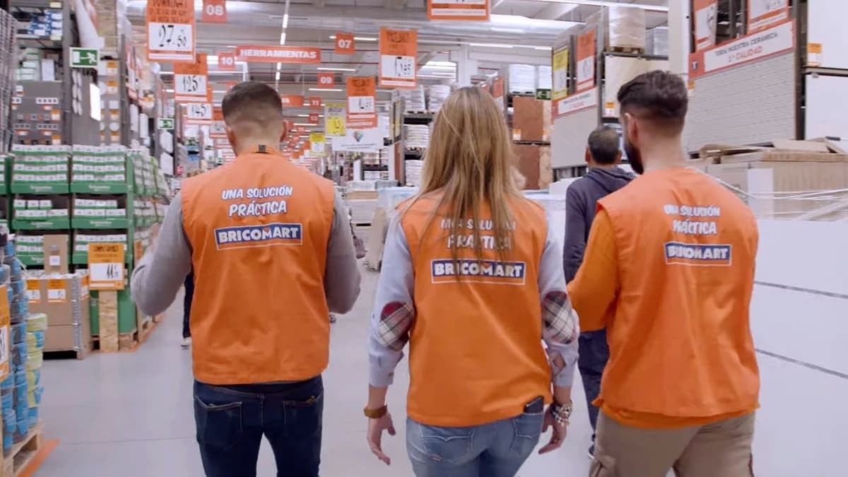 Obramat busca empleados para estas tiendas que quieran crecer laboralmente