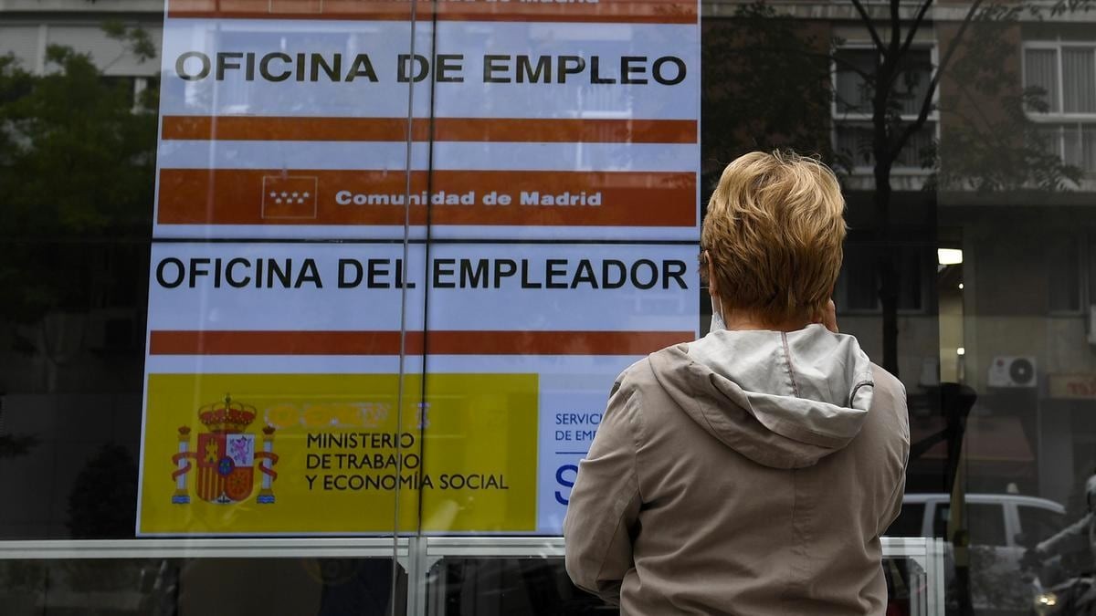 Así pueden las empleadas del hogar acceder al subsidio para mayores de 52 años