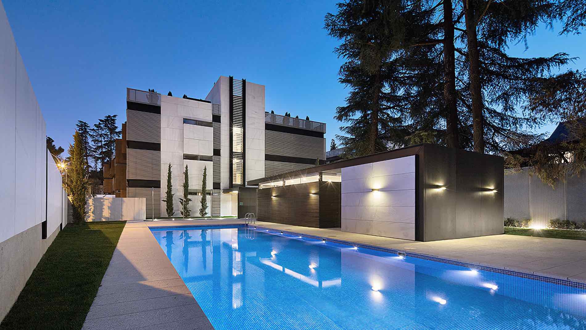 BBVA pone a la venta 450 pisos, chalets y dúplex por menos de 60.000 euros con rebaja