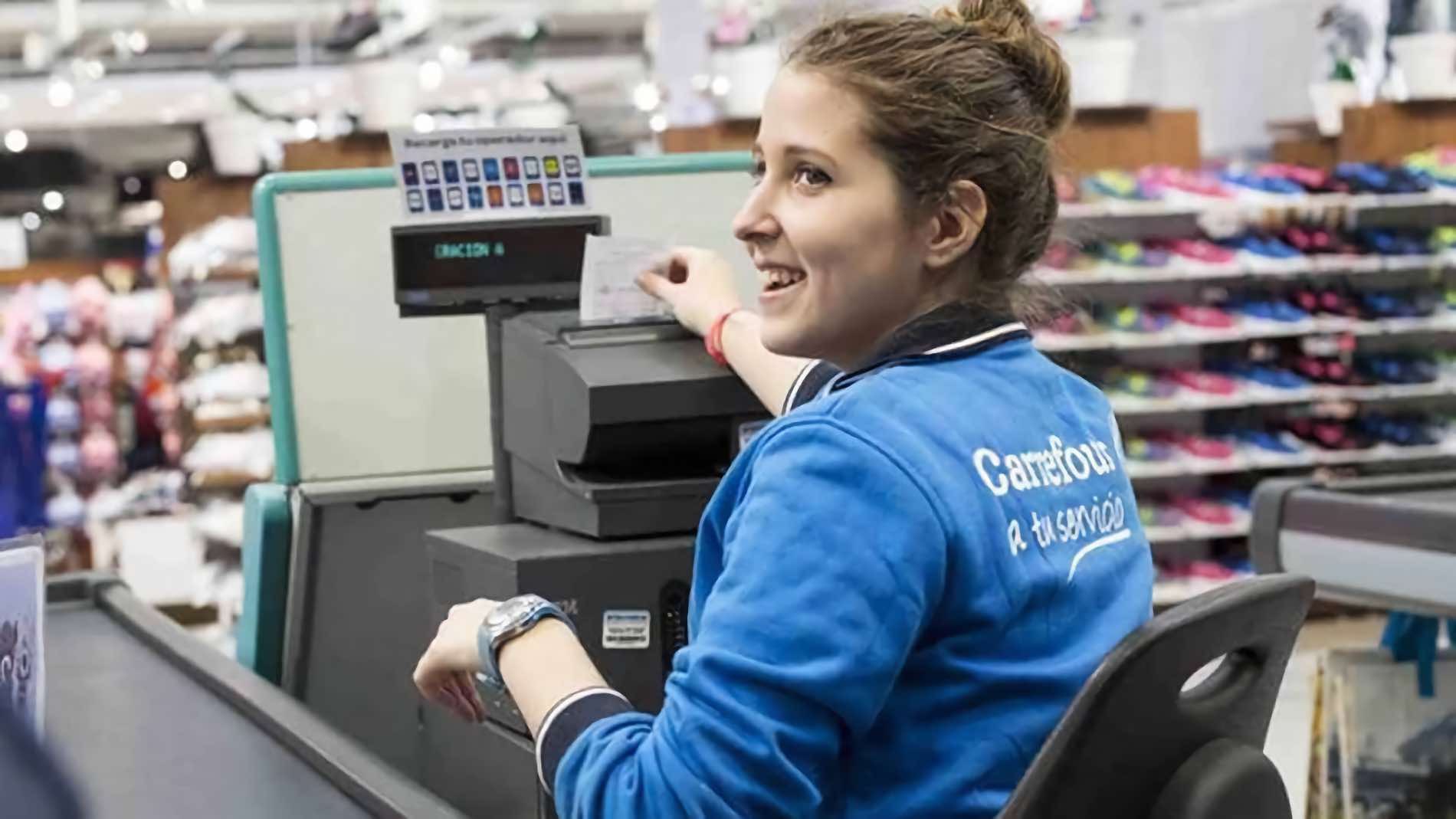 Cuál es el sueldo de los trabajadores en Carrefour, Lidl, Mercadona, El Corte Inglés, entre otros supermercados