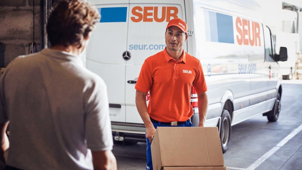 Seur busca repartidores en estas ciudades: basta la ESO y el carnet de conducir