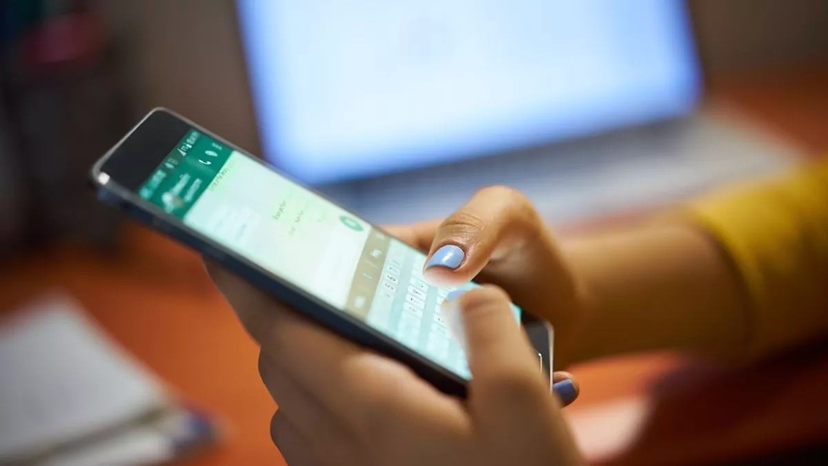 La estafa por el Día del Padre que llega por WhatsApp, bórrala