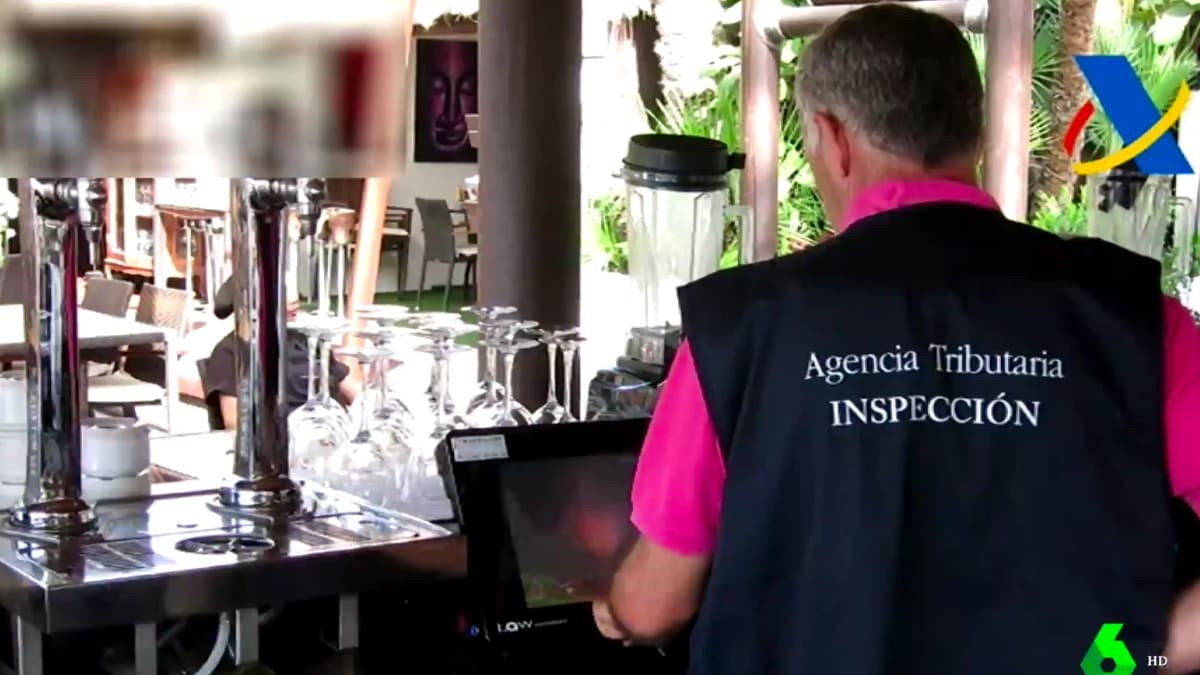 “Prima la recaudación no la legalidad”: El abogado que entrevista a un Inspector de Hacienda