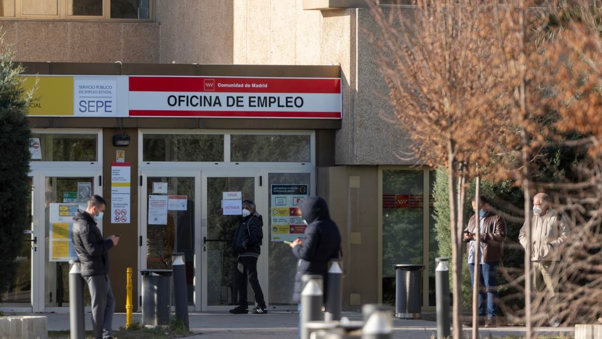 Los subsidios por desempleo pueden solicitar los mayores de 45 años en 2023