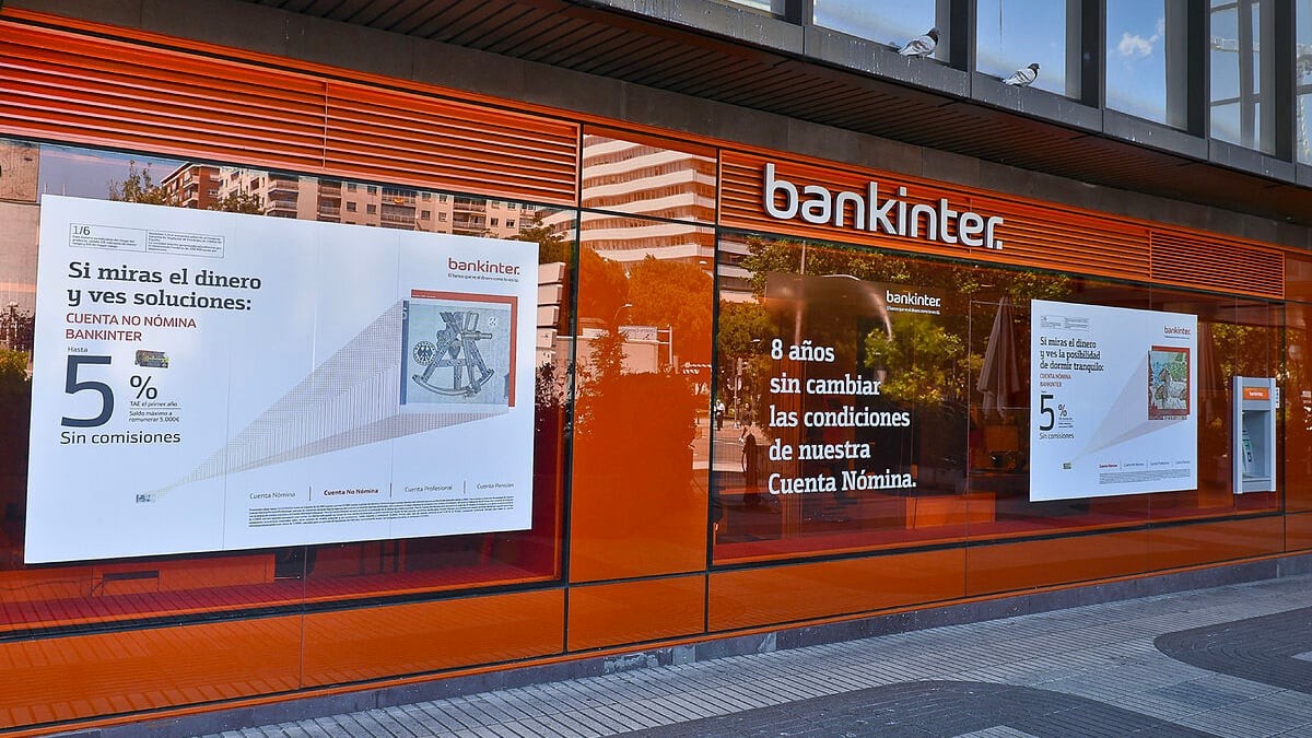 La OCU avisa: estas cuentas te harán ganar hasta 300 euros