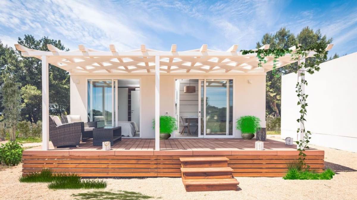 La baratísima casa prefabricada con terraza y pérgola desde 9.000 euros