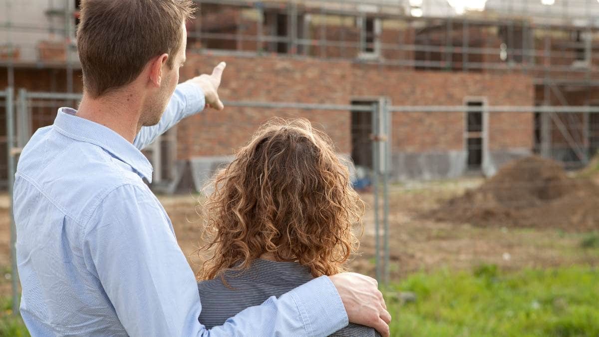Quiero comprar un piso: En 10 años mi sueldo ha crecido un 3,4% pero el precio de la vivienda un 8,5%