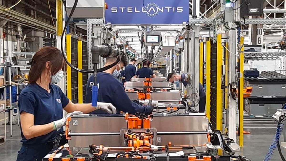 Se buscan urgentemente a más de 600 operarios de producción con y sin experiencia en esta fábrica