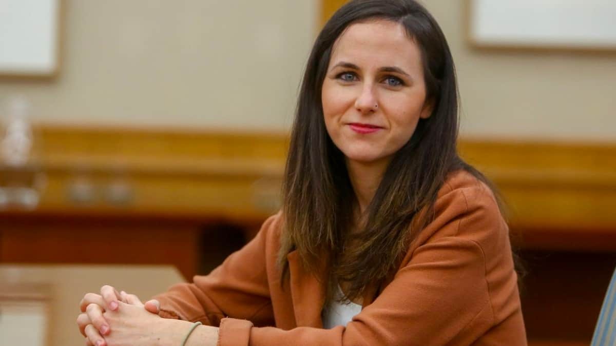 Belarra critica a Juan Roig por los 3 euros que cuestan sus huevos pero ella los compra a casi 5