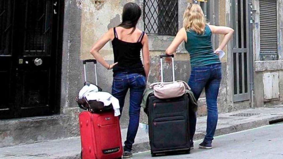 Alerta de la Guardia Civil sobre estafas en alquileres vacacionales: sigue estos consejos