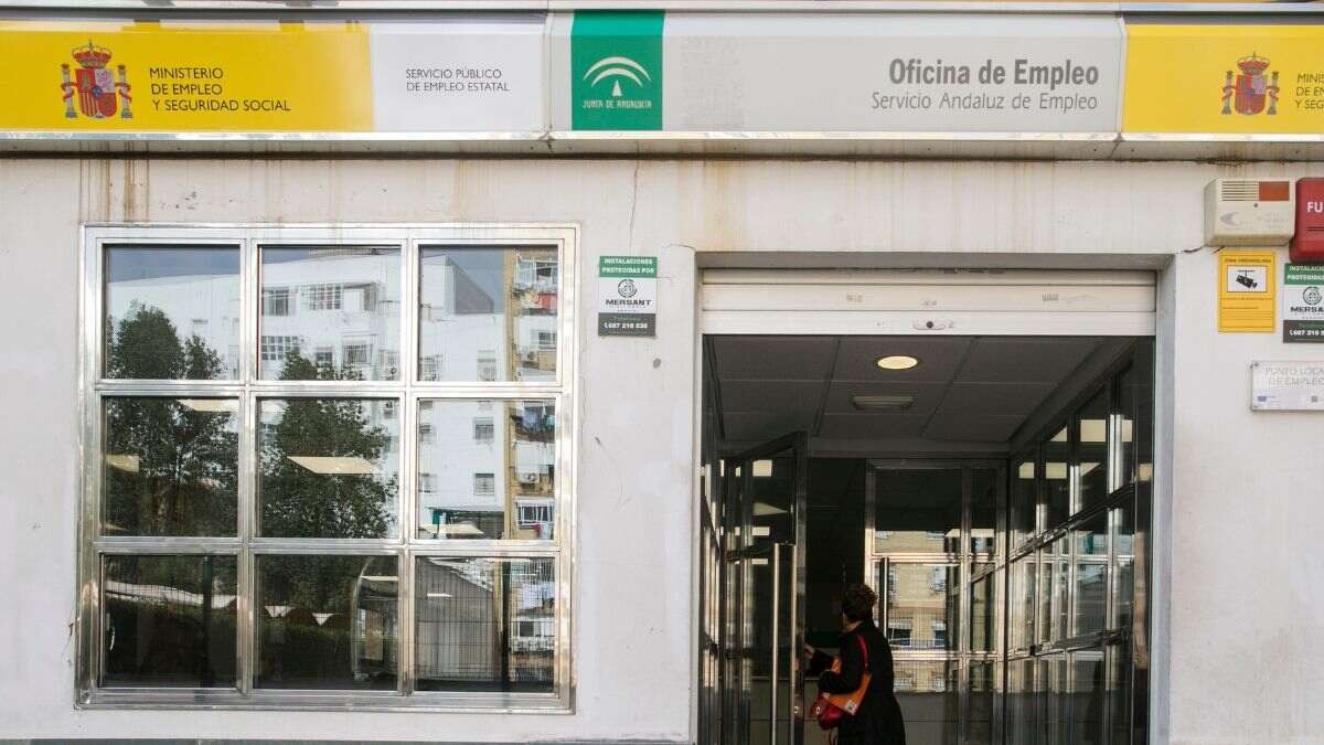 El SAE publica 1.598 ofertas de empleo y 279 cursos de formación para este mes de junio